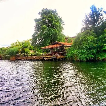 Elrio Casa rural Ağva