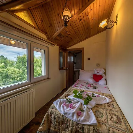 Elrio Country house *